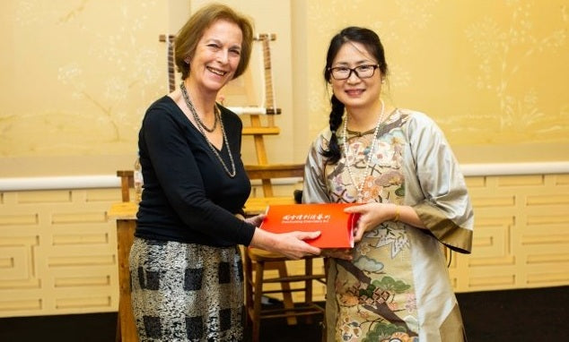 Jacqueline Simcox (Chinese Textile Expert)